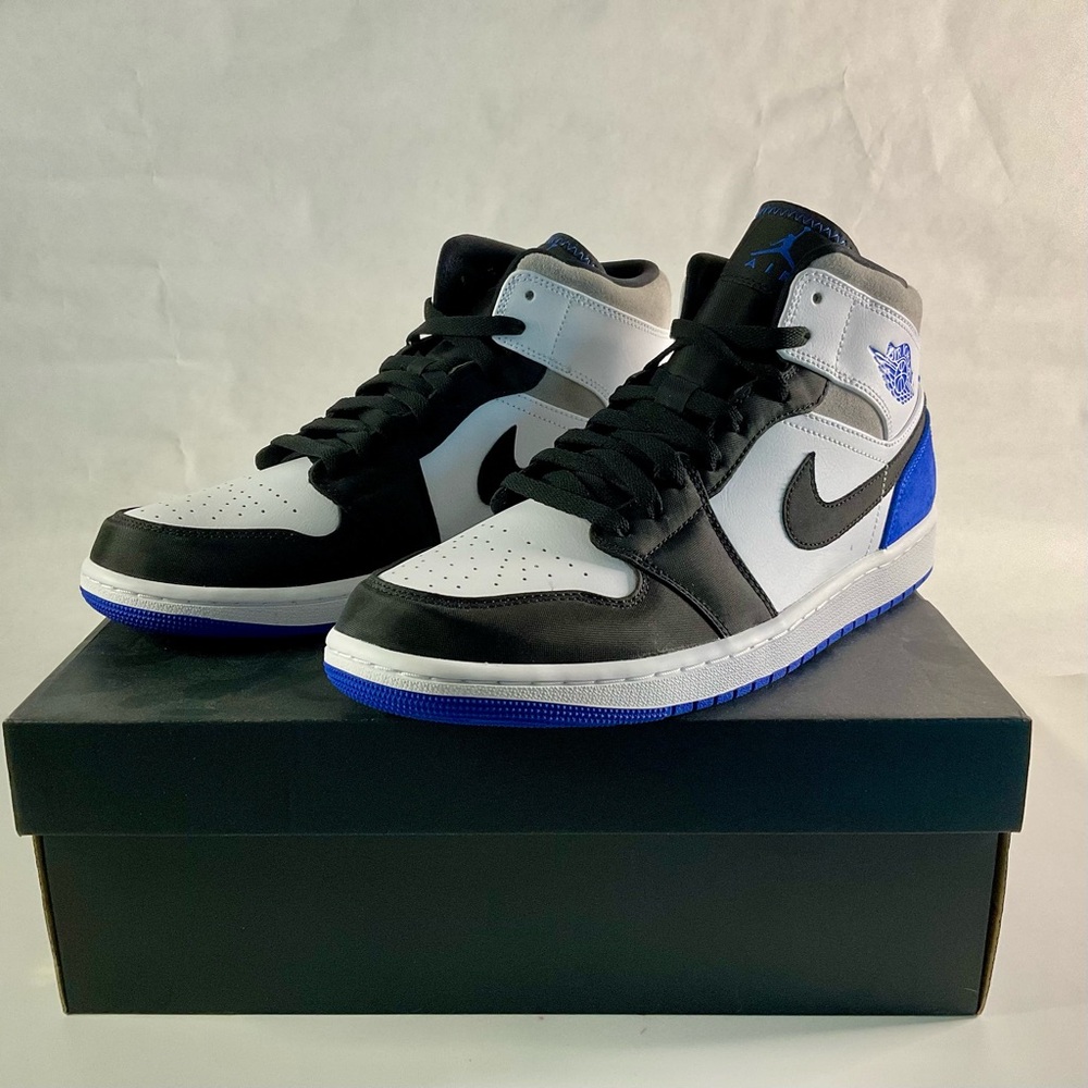 Jordan 1 Mid SE - Royal Black Toe